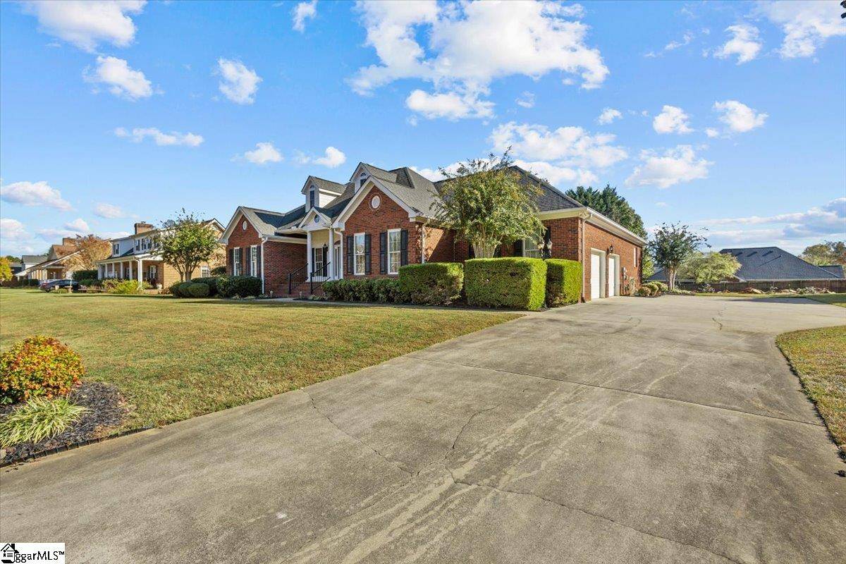 Taylors, SC 29687,9 Darby Hill Lane