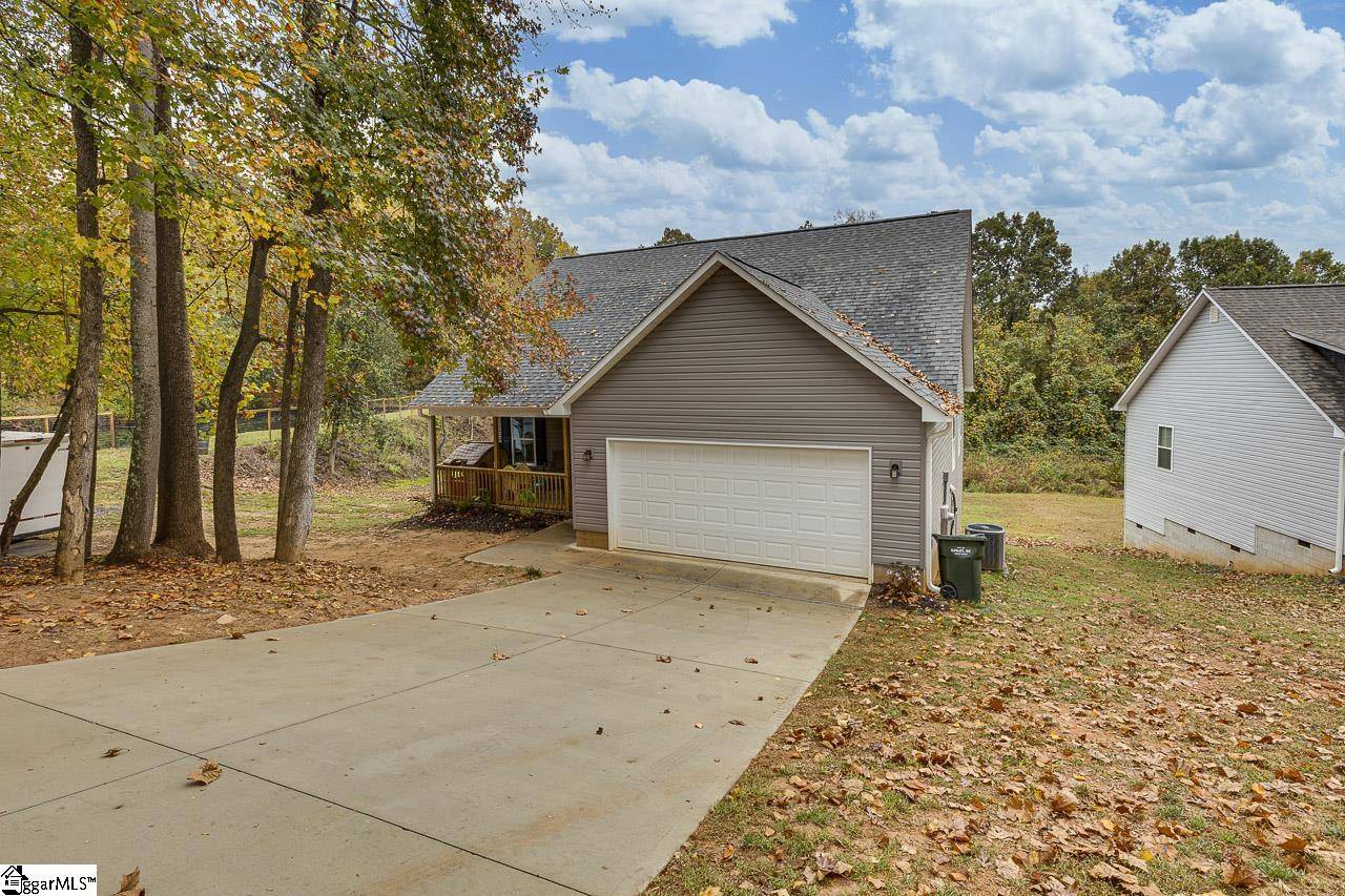 Easley, SC 29642,207 Bonita Drive