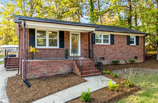 5 Sutton Drive, Taylors, SC 29687