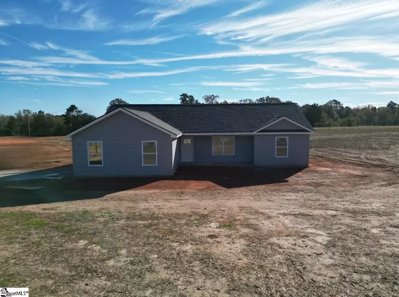 18 Lollis Road, Laurens, SC 29360