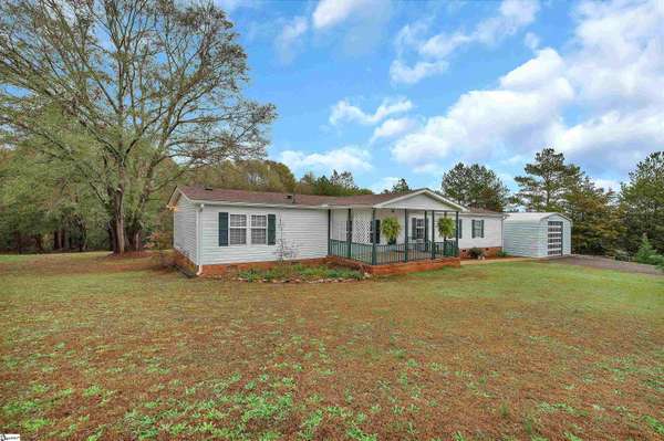 111 Sand Bar Road, Starr, SC 29684
