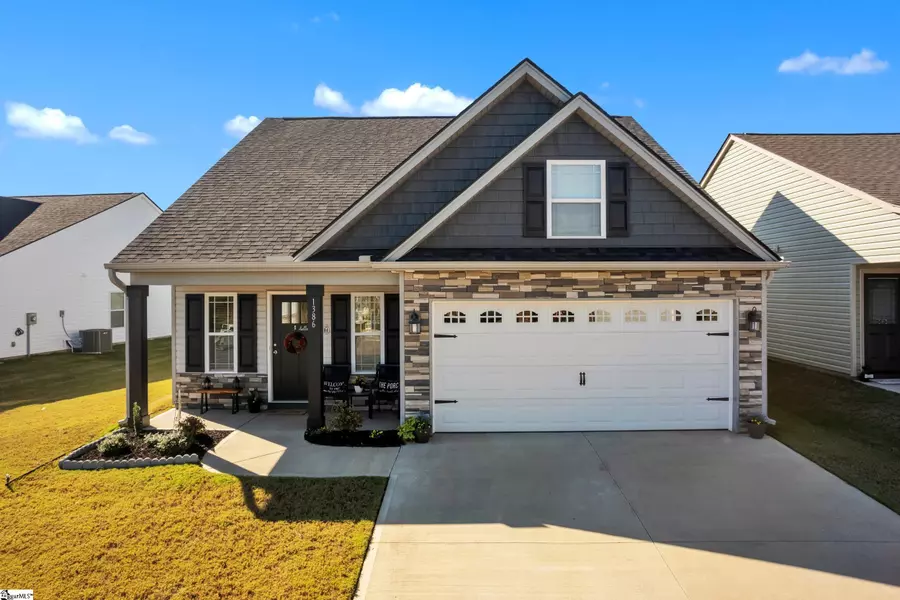 1386 Romany Court, Boiling Springs, SC 29316