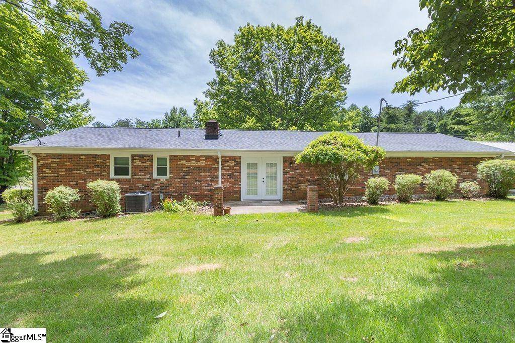 Easley, SC 29640,1528 Hunts Bridge Road