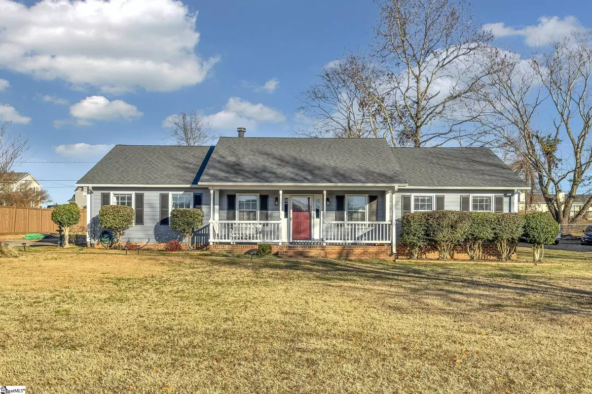 Moore, SC 29369,113 Churchill Avenue