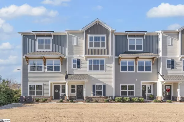 305 Pete Hollis Boulevard, Greenville, SC 29601
