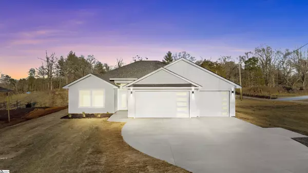 200 Tot Howell Road, Greer, SC 29651