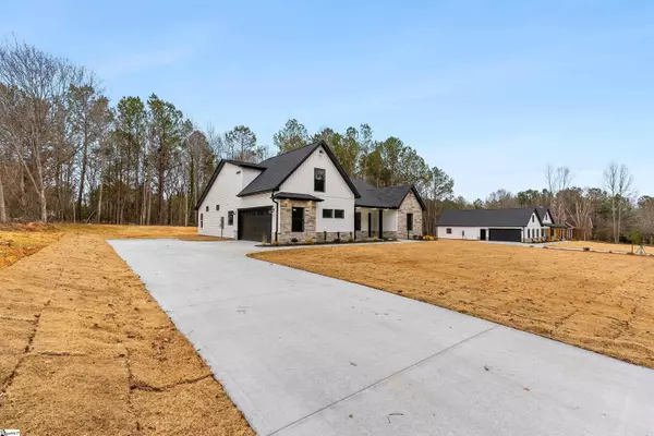 Belton, SC 29627,205 Deer Trot Avenue