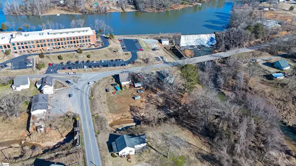Greer, SC 29651,696 Arlington Road
