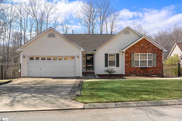 407 Stonington Way,  Taylors,  SC 29687