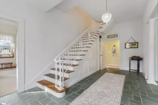 Simpsonville, SC 29680,649 Oaklawn Road