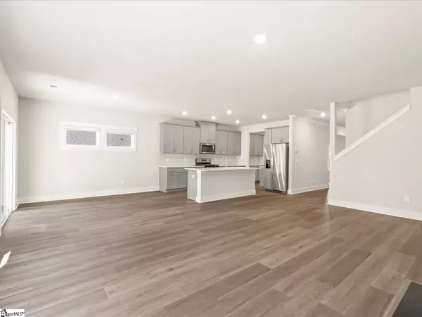 Greenville, SC 29605,112 Veracruz Court
