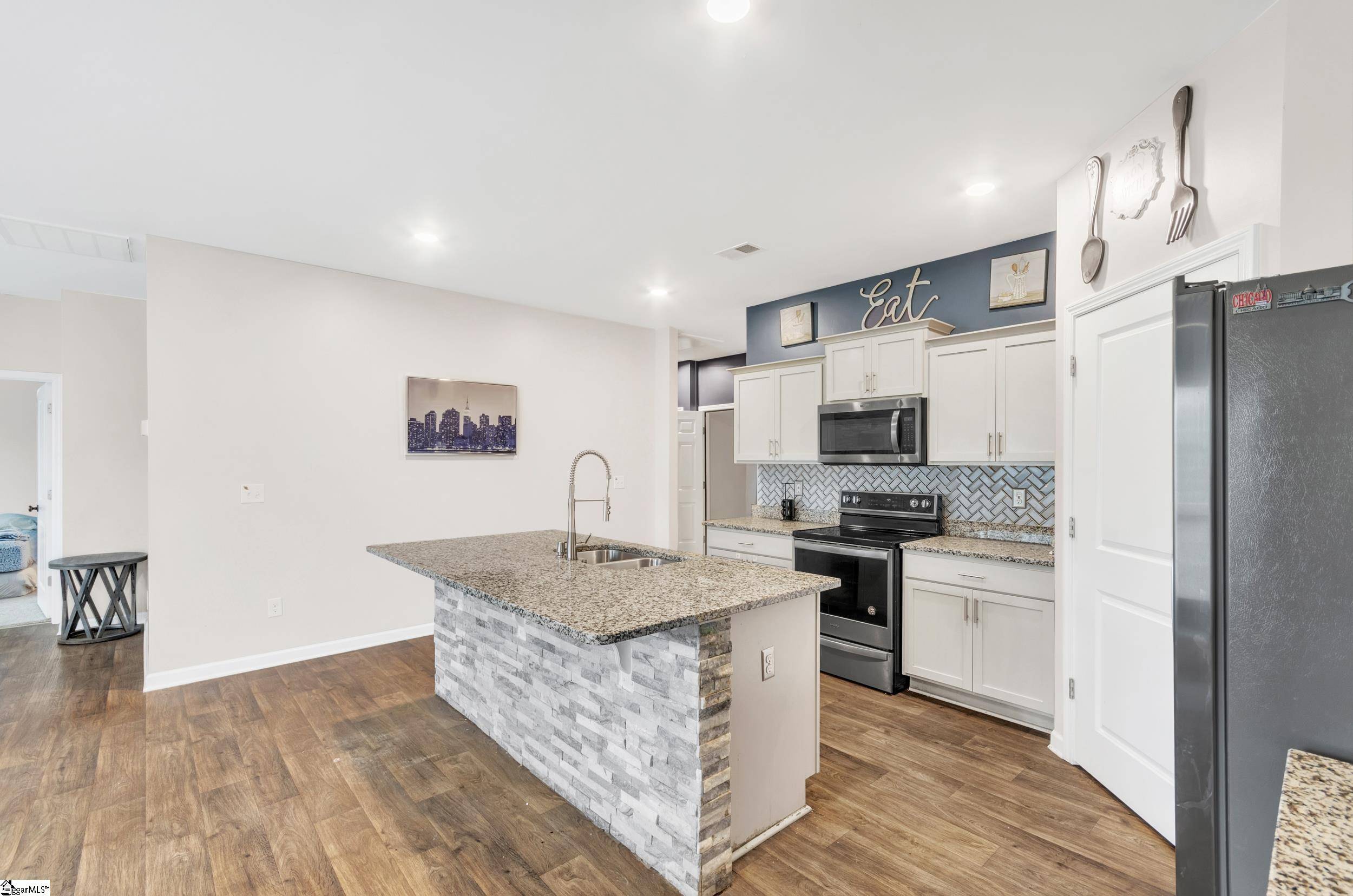Simpsonville, SC 29680,102 Blue Springs Way
