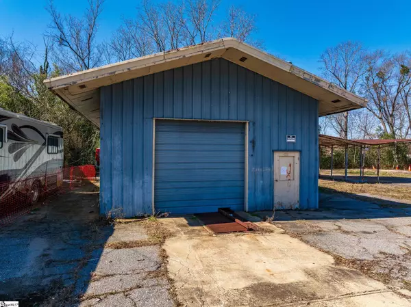 4630 Augusta Road, Greenville, SC 29605-1444