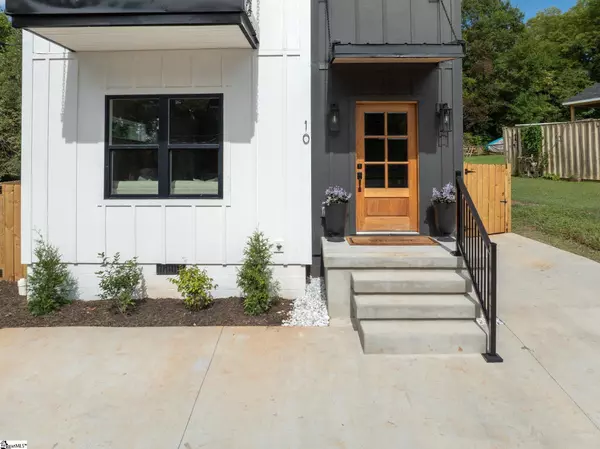 Greenville, SC 29601,10 Martin Row