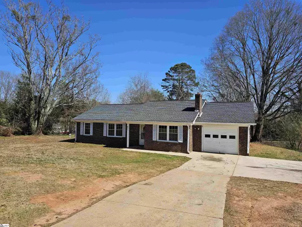 201 Osmond Drive, Taylors, SC 29687