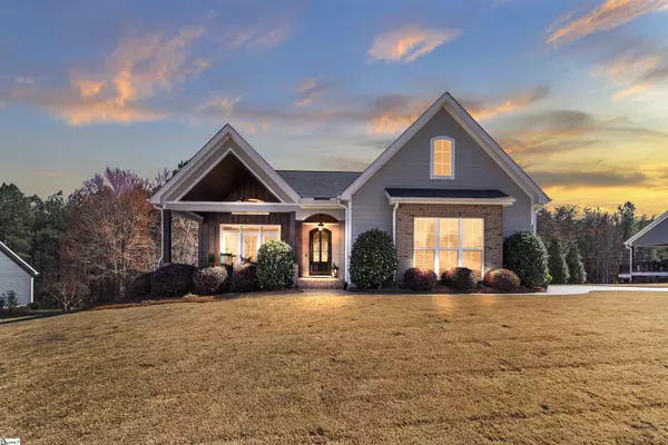 200 Deer Thicket Way, Taylors, SC 29687