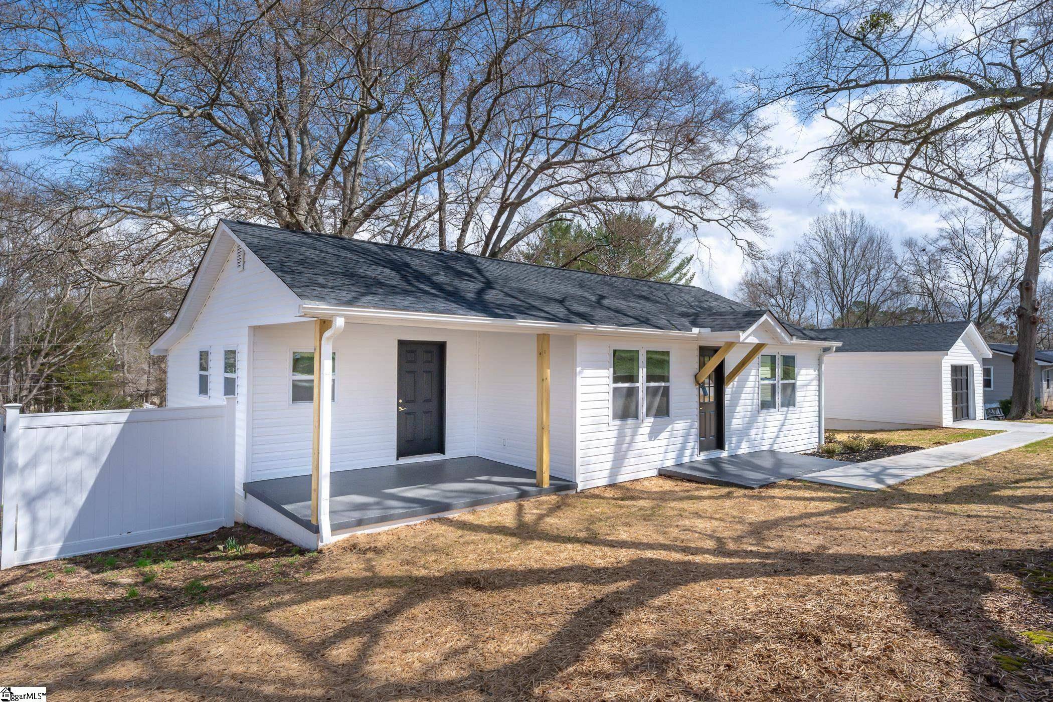 Landrum, SC 29356,509 S Bomar Avenue