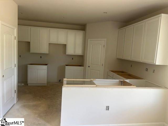 Woodruff, SC 29388,299 Pretoria Drive