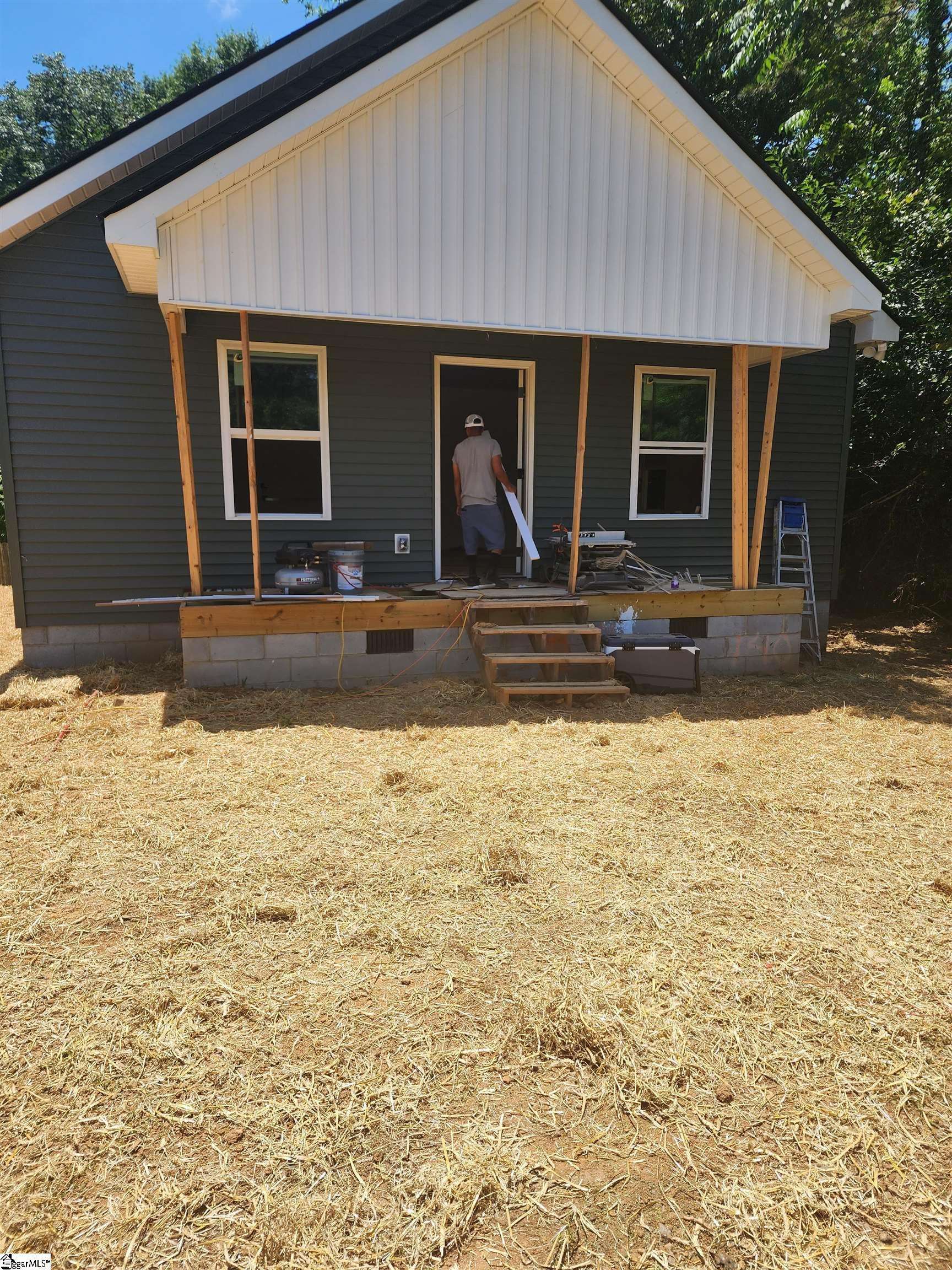 Greer, SC 29651,140 Broadus Street