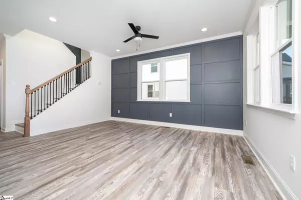 Greenville, SC 29611,39 Woodlawn Avenue