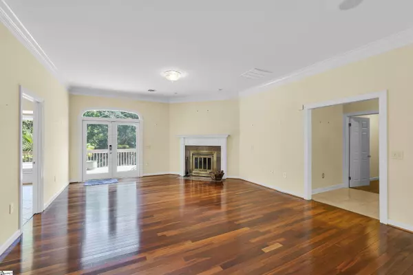 Greenville, SC 29615-3236,15 Darien Way