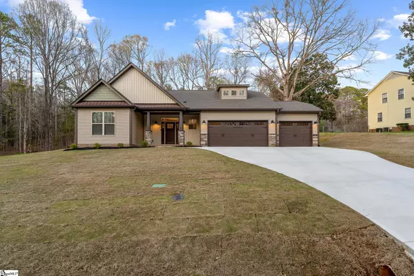 Laurens, SC 29360,112 Robins Run