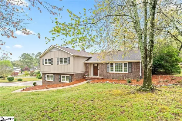 Taylors, SC 29687,2 E Indian Trail