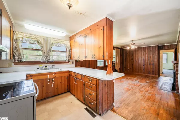 Greenville, SC 29605,9 Plainfield Circle