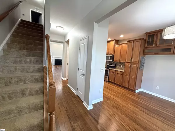 Greenville, SC 29607,5 Fairchild Way