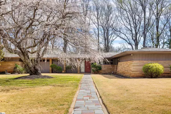 Greenville, SC 29609,22 Lakecrest Drive