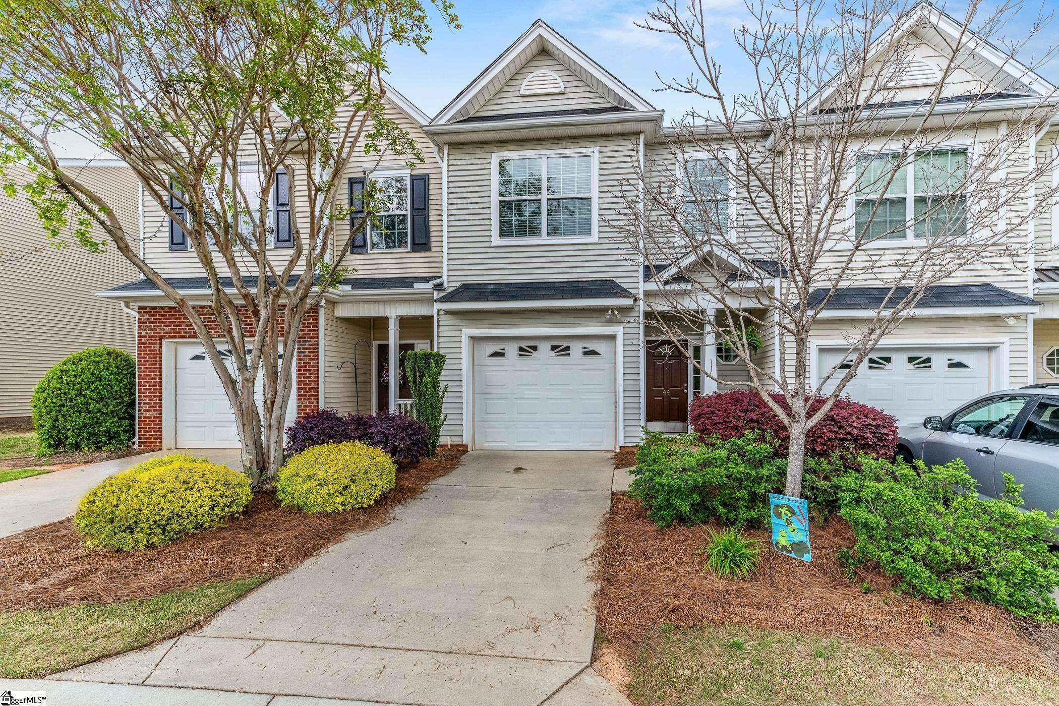 Simpsonville, SC 29681,44 Bay Springs Drive