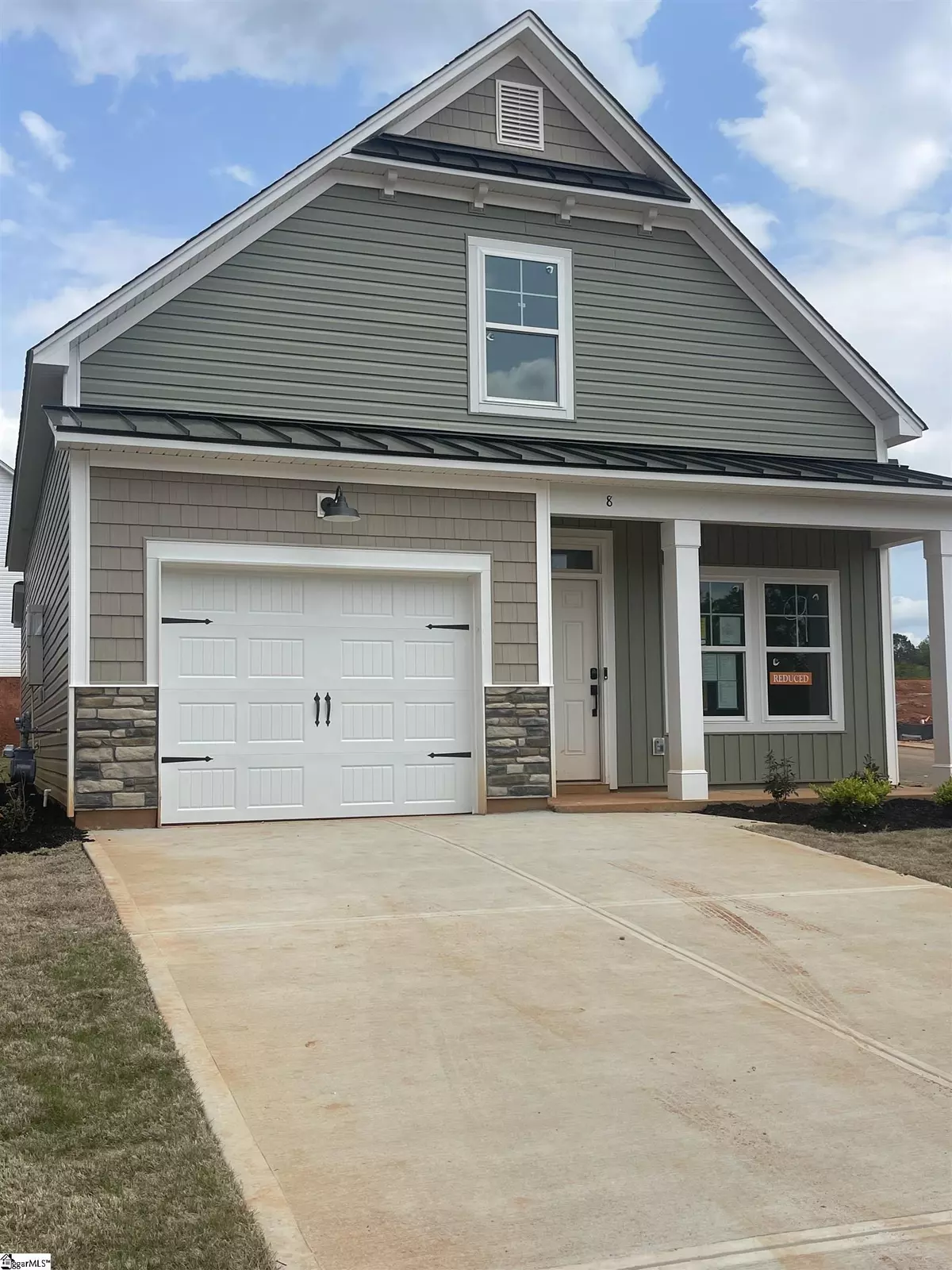 Central, SC 29630,8 Sweetgrass Street