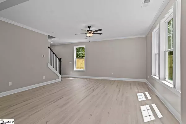 Spartanburg, SC 29301,452 Tryon Street
