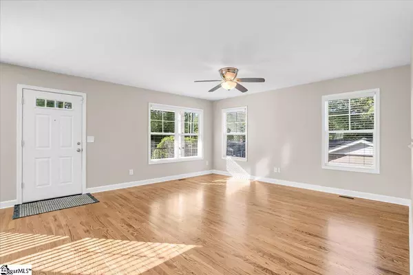 Greenville, SC 29607,318 Briarcliff Drive