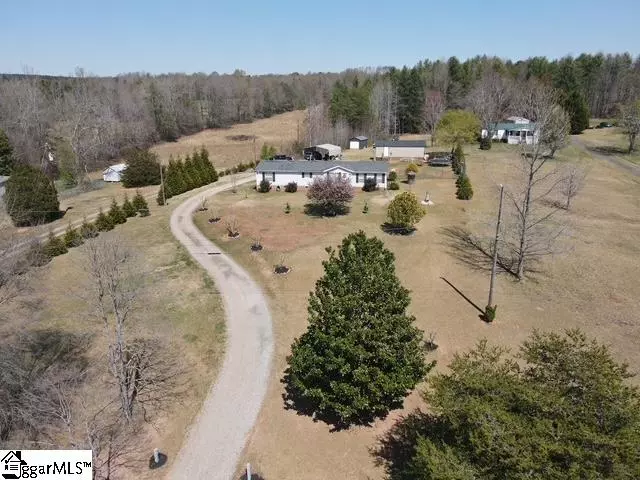 391 Monroe Bruce Farm Road, Campobello, SC 29322