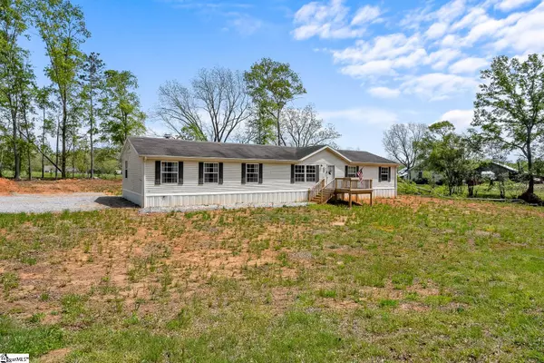 105 Shirley Dairy Road, Honea Path, SC 29654
