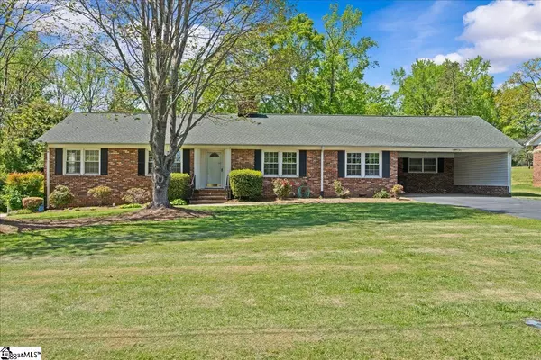 6 Barbara Avenue, Greenville, SC 29615