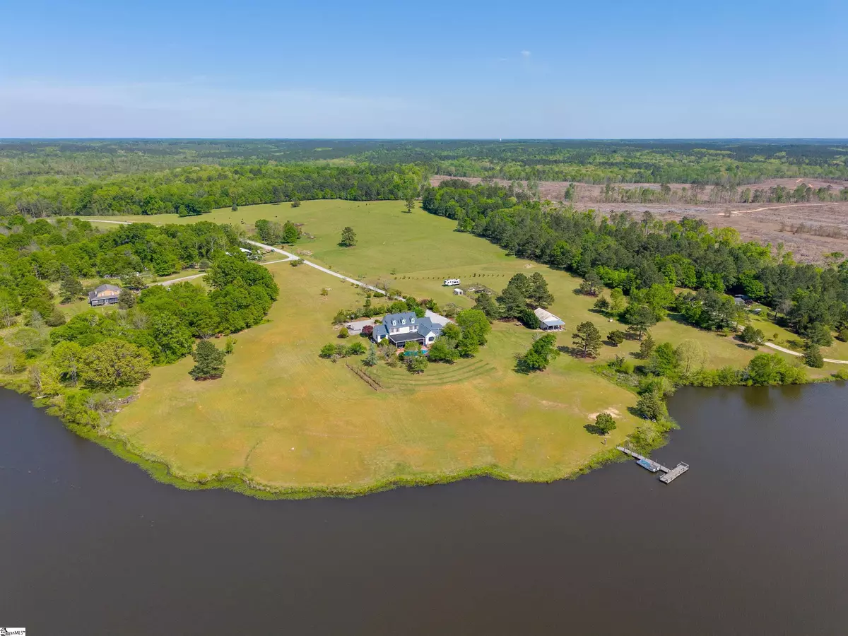 Waterloo, SC 29384,402 Nanaloo Avenue