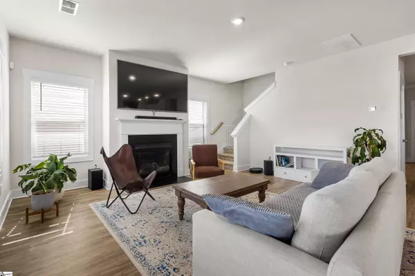 Simpsonville, SC 29680,338 Pewter Circle