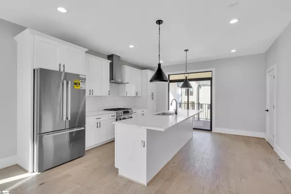 Greenville, SC 29601,512 Anderson Street
