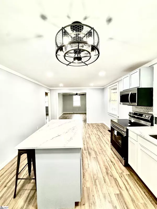 Inman, SC 29349,7 Pine Lane