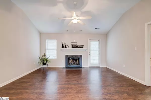 Simpsonville, SC 29681,4 Creekbend Court