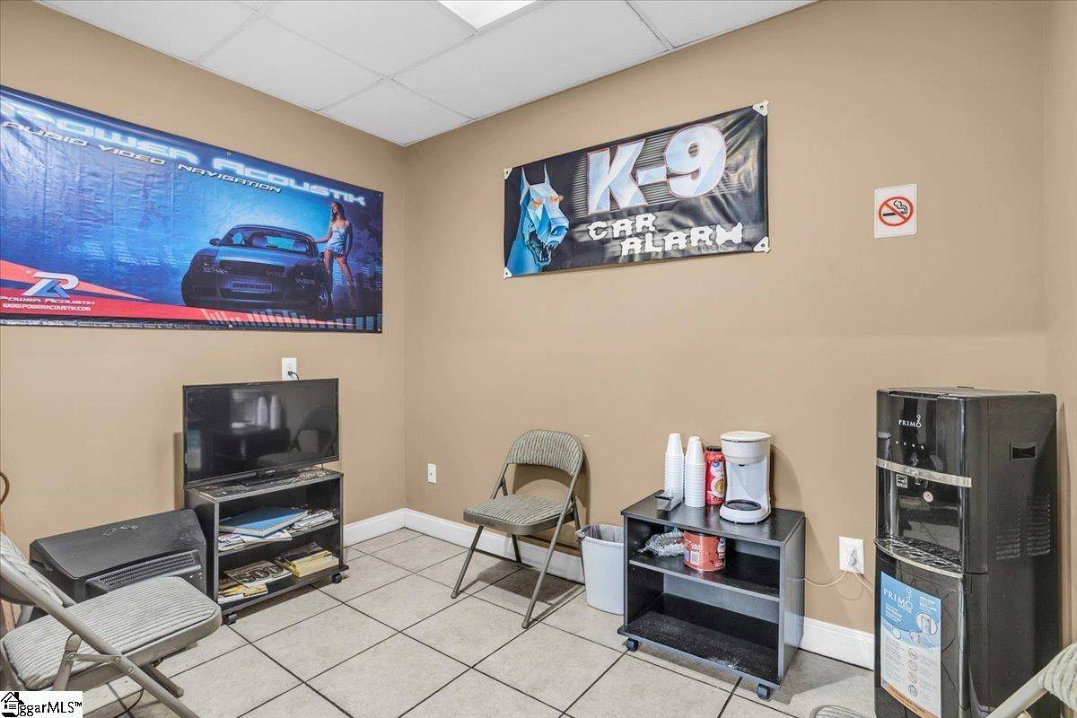 Greenville, SC 29611,6035 White Horse Road