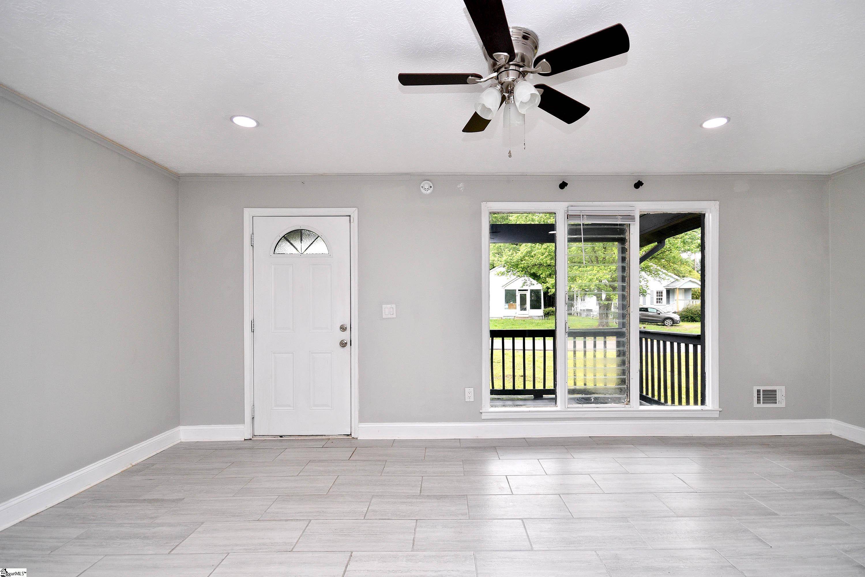 Greenville, SC 29611,135 Somerset Street