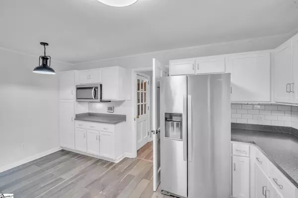 Mauldin, SC 29662,215 Edgewood Drive