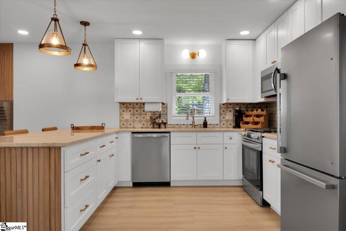 507 Avon Drive, Taylors, SC 29687