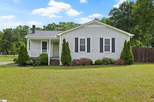 10 MEADOWVIEW Drive, Taylors, SC 29687