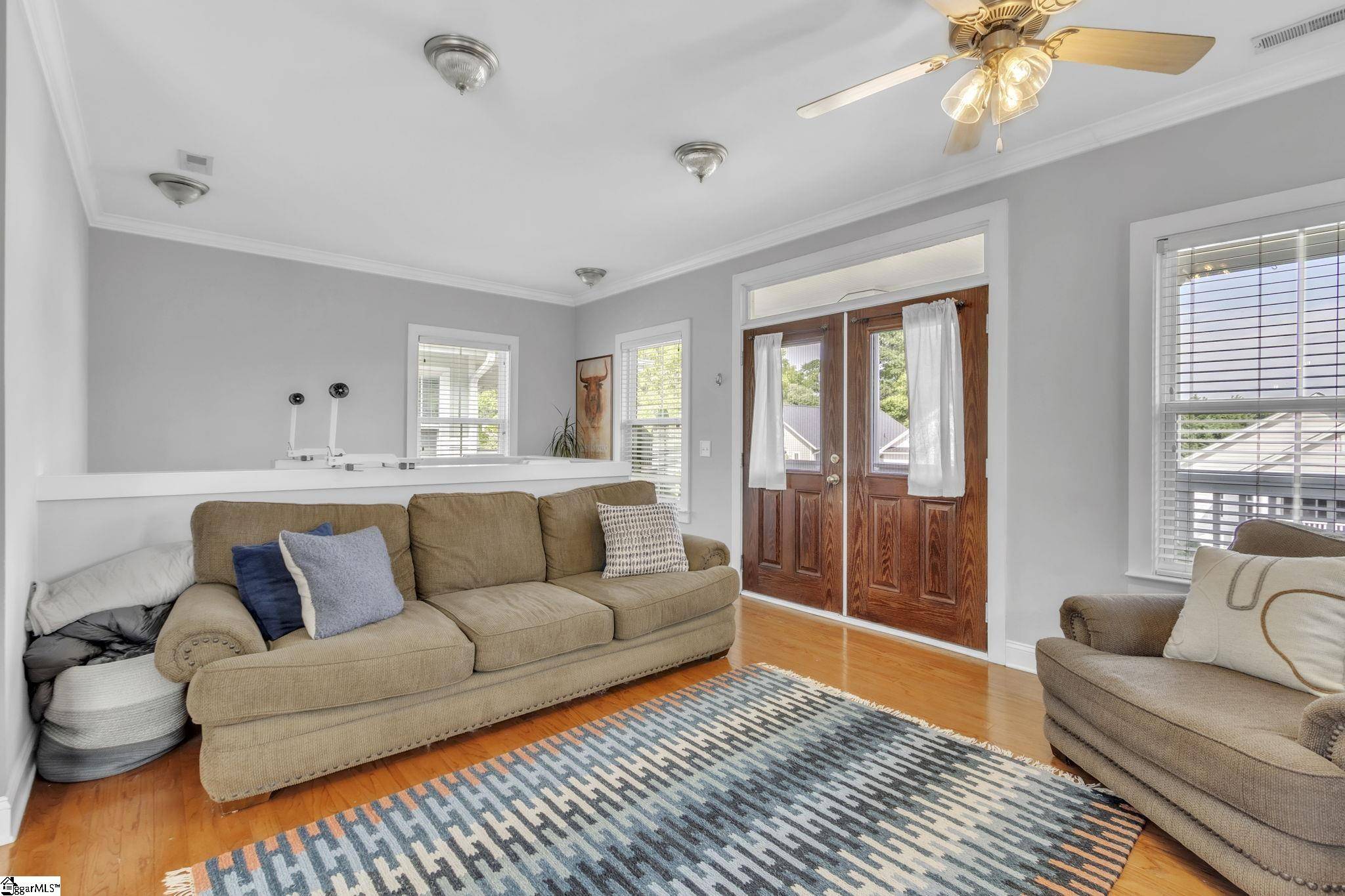Greenville, SC 29609-5486,14 Oakhurst Avenue