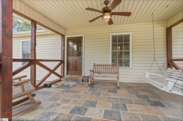 Easley, SC 29640,547 Crest Drive
