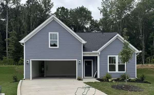 737 Old Magnolia Lane, Woodruff, SC 29388